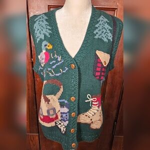 Signature northern Isles hand embroidered hiking vest green size Large